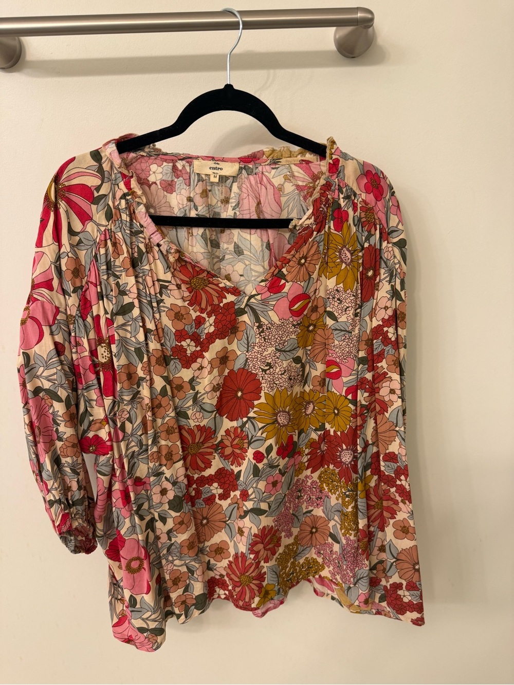 Entro Floral V-Neck Peasant Blouse - Pink Multi